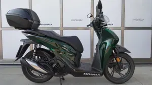 Honda SH 150i Vetro (2024 - 25)  (2)