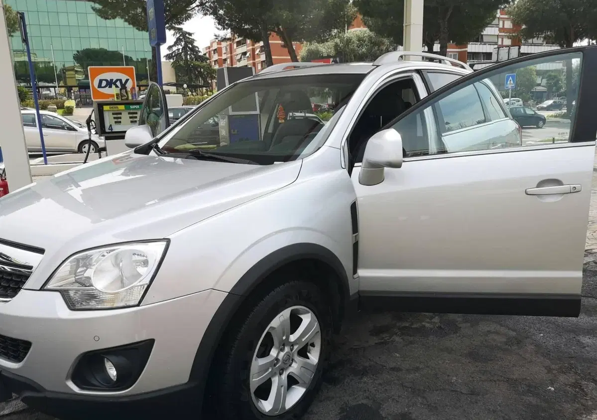 Opel Antara 2.2 CDTI 163CV Start&Stop 4x2 Cosmo (2)