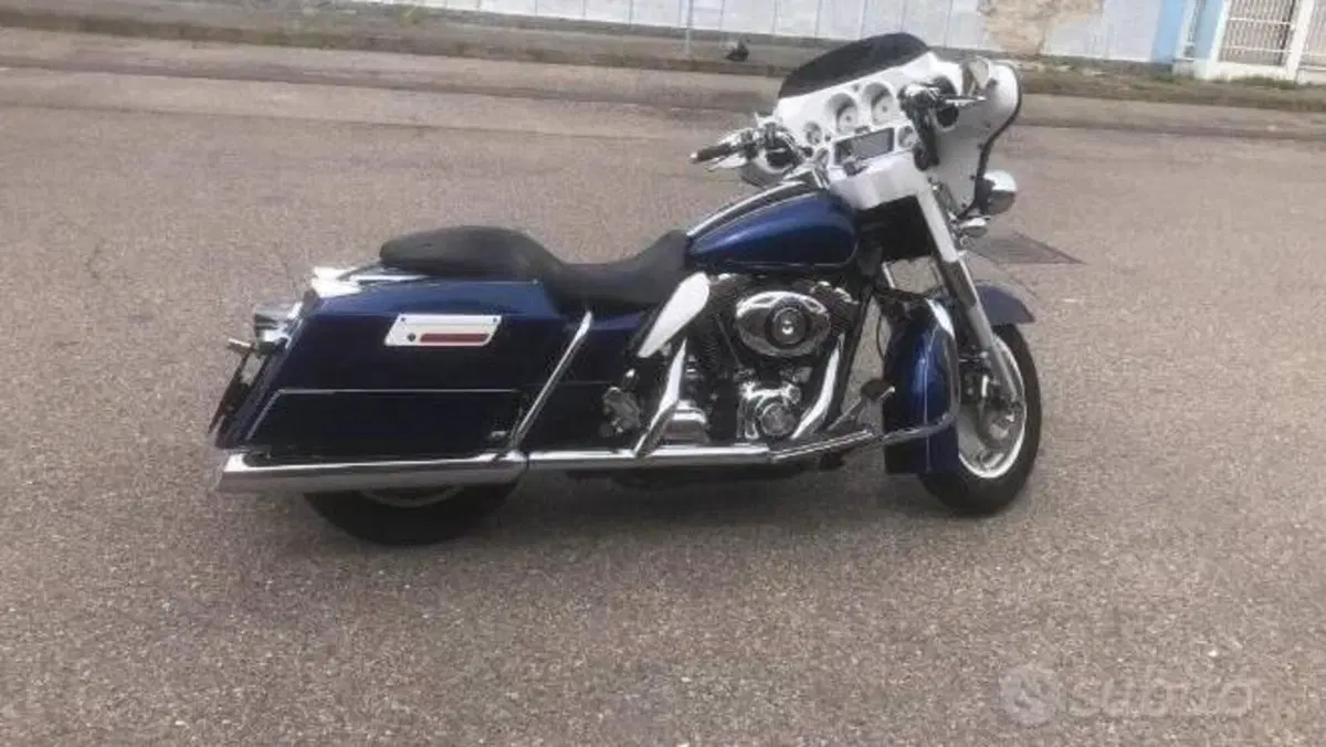 Harley-Davidson 1584 Street Glide (2007) - FLHX  (5)