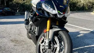 Aprilia Tuono V4 Factory (2021 - 24) usata