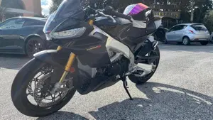 Aprilia Tuono V4 Factory (2021 - 24)  (3)
