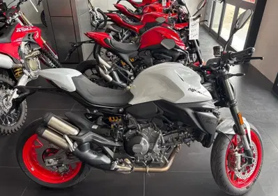 Ducati Monster 890 + (2026) - Annuncio 10112189