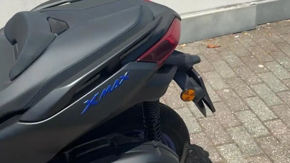 Yamaha X-Max 125 (2025 - 26)  (3)