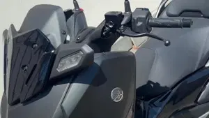 Yamaha X-Max 125 (2025 - 26)  (4)