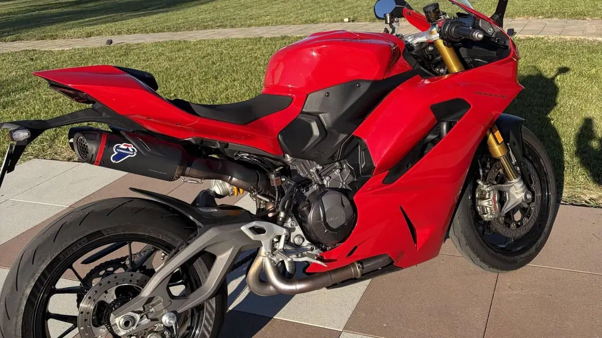 Ducati Panigale V2 S (2025 - 26) 