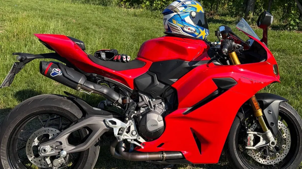 Ducati Panigale V2 S (2025 - 26)  (3)