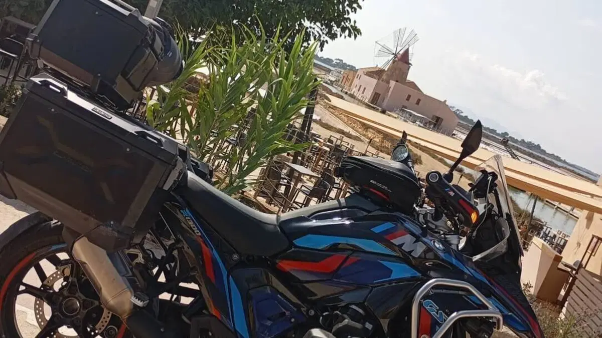 Bmw R 1300 GS Triple Black (2023 - 26)  (6)
