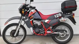 Cagiva Elefant 125  (2)