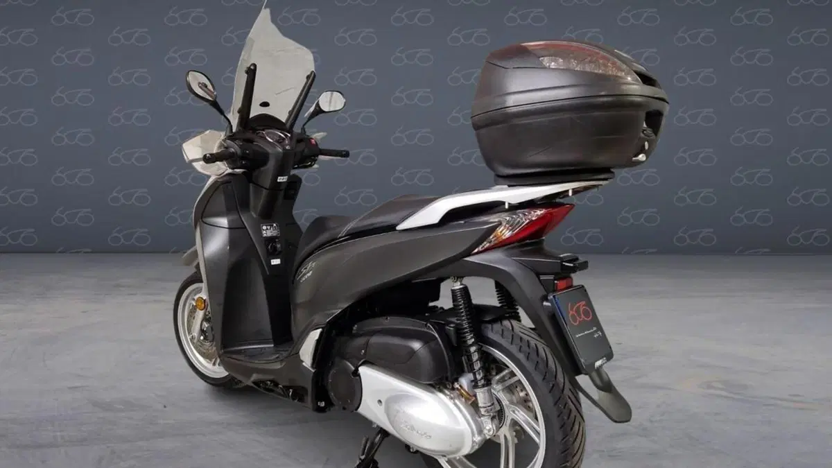 Honda SH 300 i ABS (2016 - 20)  (4)