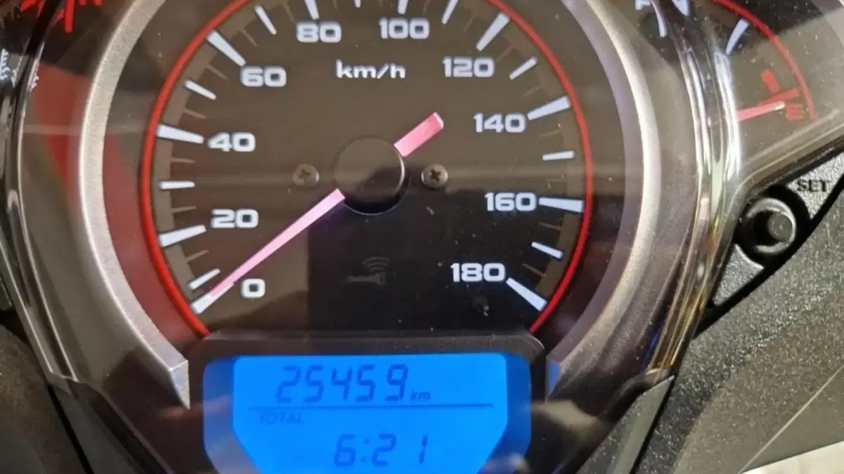 Honda SH 300 i ABS (2016 - 20)  (7)