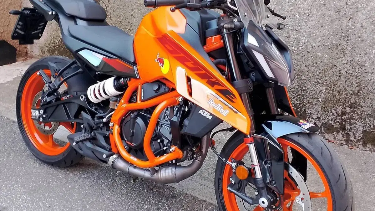 KTM 390 Duke (2024 - 25)  (2)