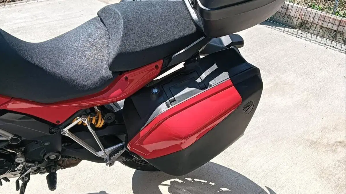 Ducati Multistrada 1200 ABS (2010 - 12)  (4)