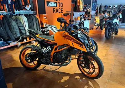 KTM 390 Duke (2024 - 25) - Annuncio 10112259