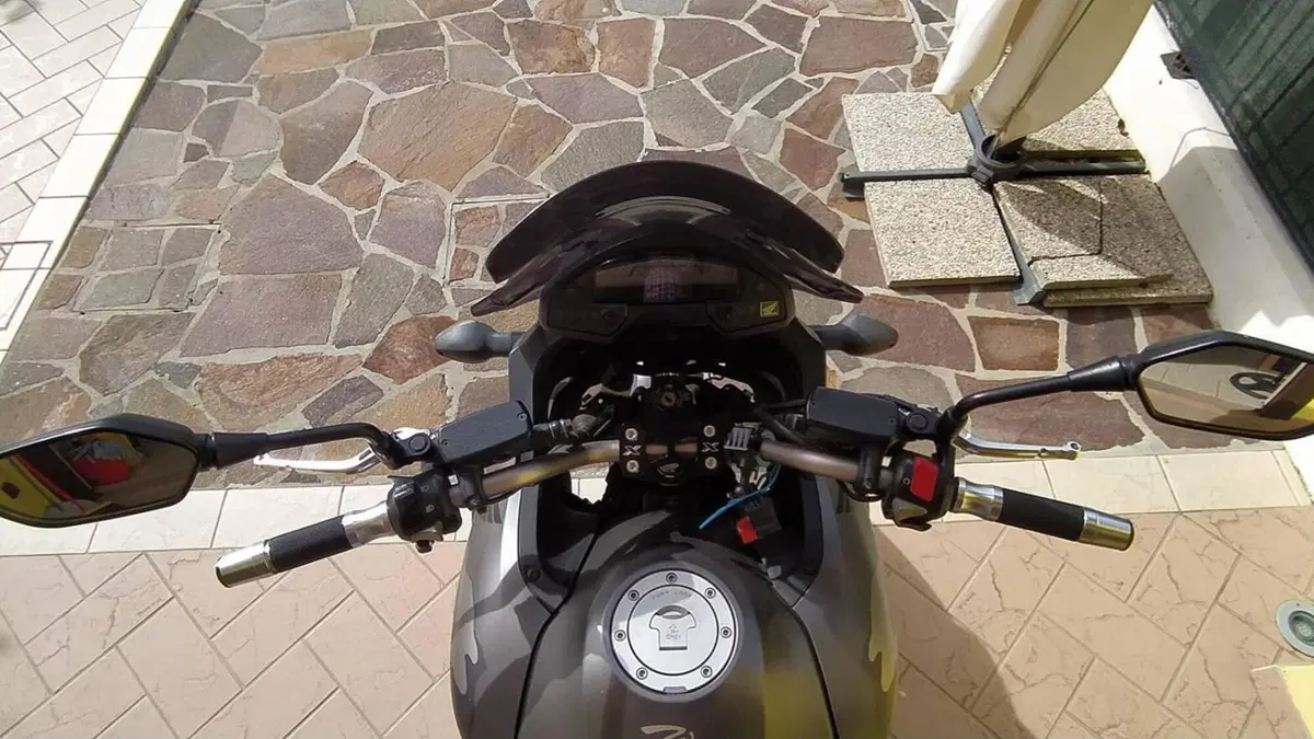 Honda Crossrunner ABS (2010 - 14)  (2)
