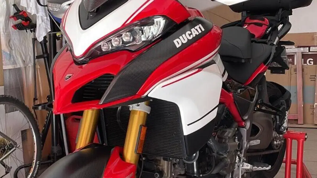 Ducati Multistrada 1200 S Pikes Peak (2016 - 17)  (3)