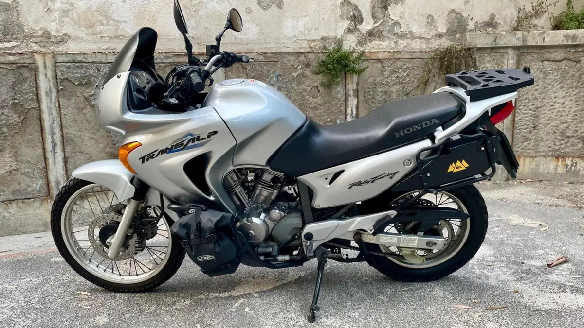 Honda Transalp XL 650V (2000 - 04)  (2)