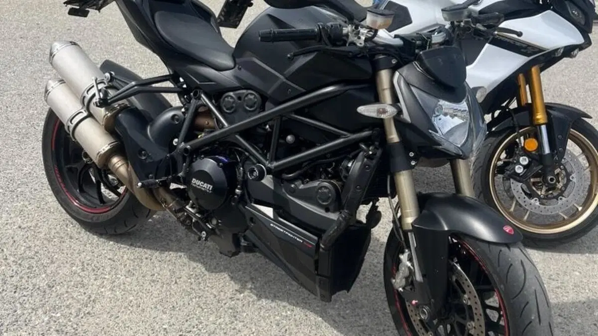 Ducati Streetfighter 848 (2011 - 15)  (2)