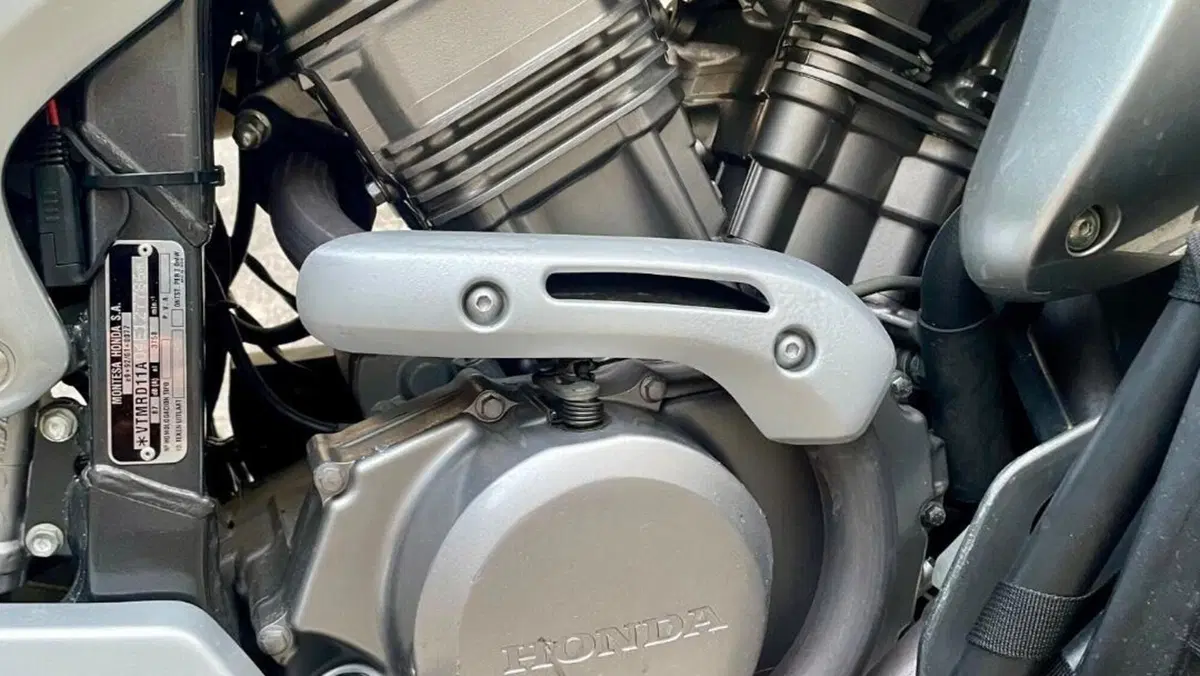 Honda Transalp XL 650V (2000 - 04)  (8)