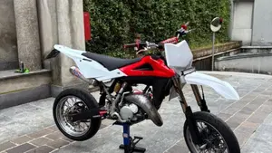 Husqvarna SM 125 (2008)  (3)