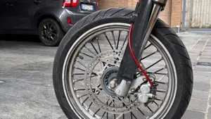 Husqvarna SM 125 (2008)  (8)
