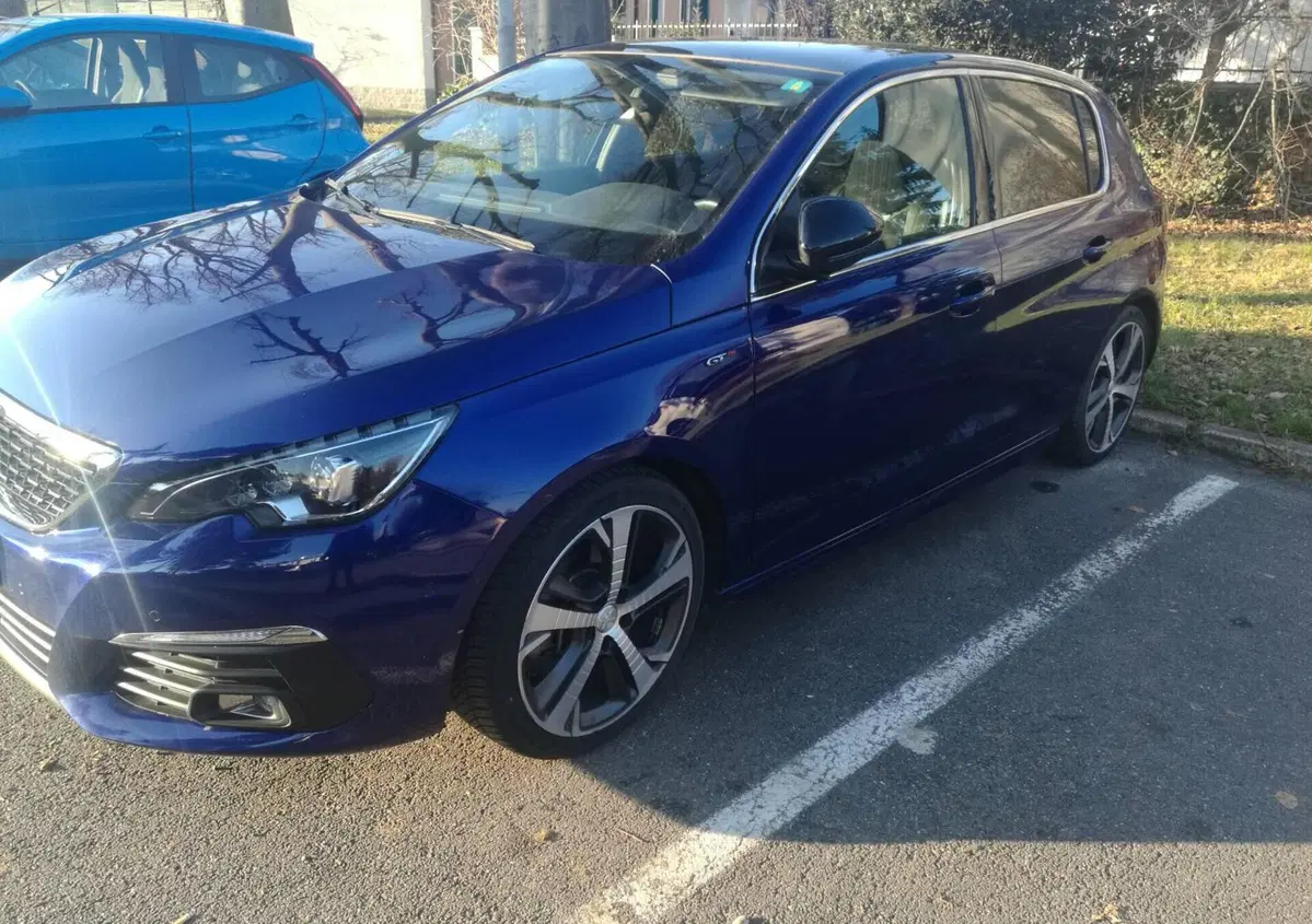 Peugeot 308 BlueHDi 180 S&S EAT8 GT (13)