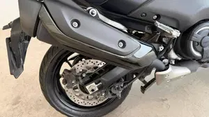 Yamaha T-Max 560 (2022 - 24)  (6)