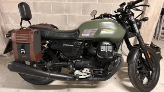 Moto Guzzi V7 III Stone (2017 - 20) usata