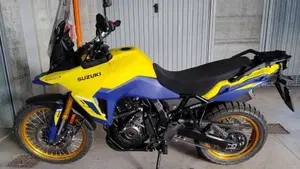 Suzuki V-Strom 800DE (2023 - 24)  (2)
