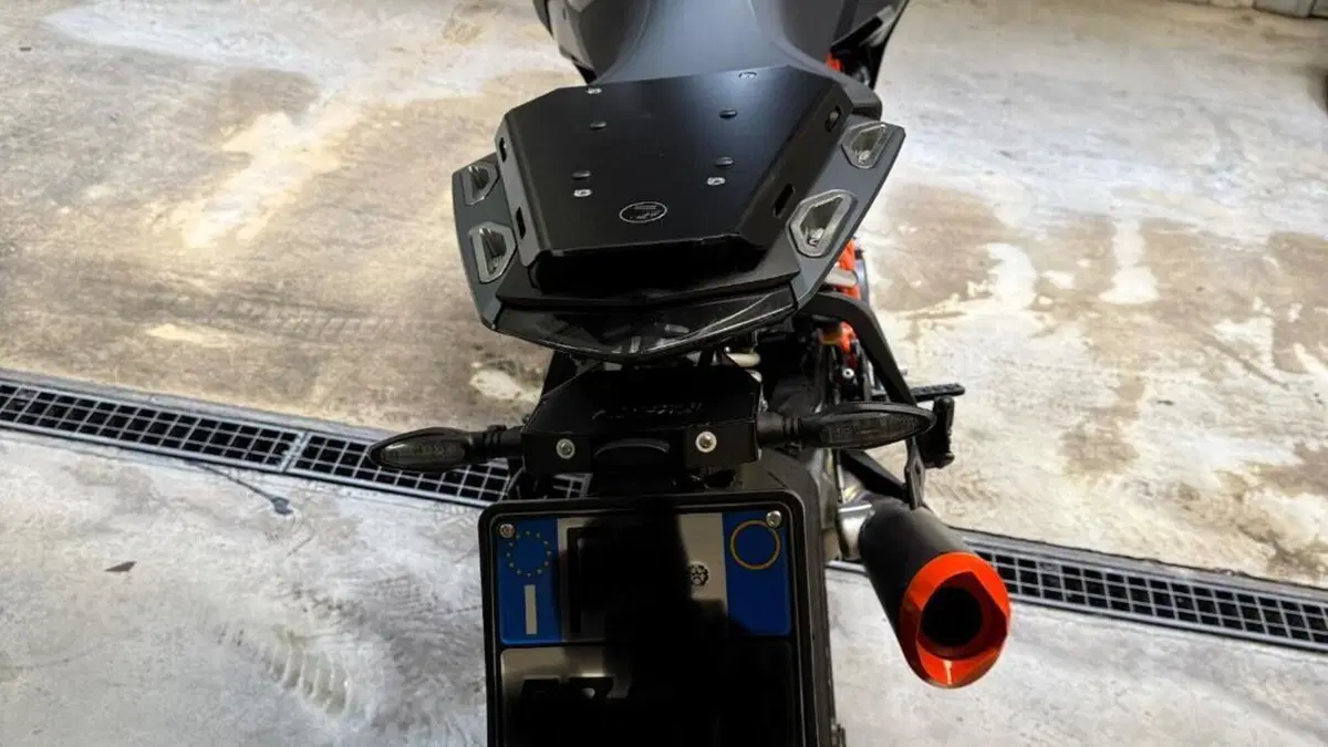 KTM 1290 Super Duke GT (2021 - 25)  (7)