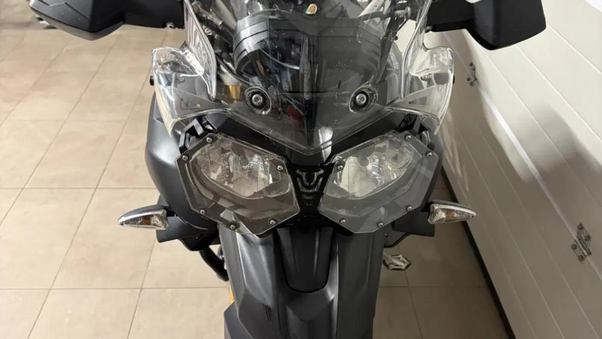 Triumph Tiger 800 ABS (2010 - 14)  (2)