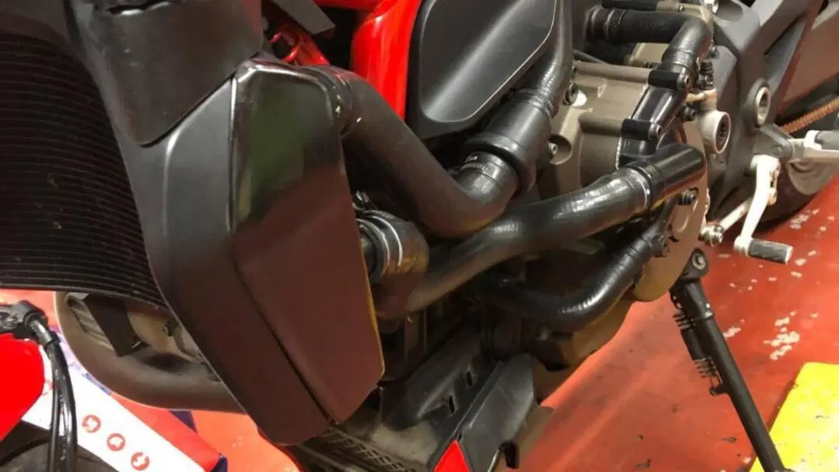 Ducati Monster 1200 (2014 - 16)  (7)
