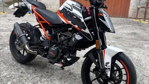 KTM 125 Duke ABS (2017 - 20)  (2)