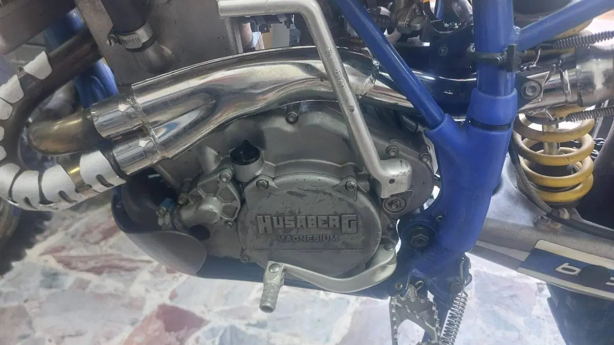 Husaberg FE 550 E  (13)