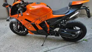 KTM 990 RC R (2026)  (3)