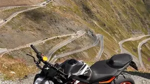 KTM 890 Duke R (2021 - 23)  (3)