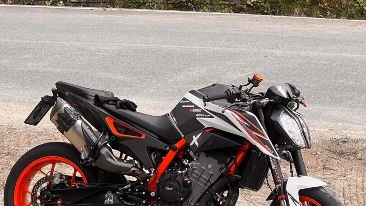 KTM 890 Duke R (2021 - 23)  (6)