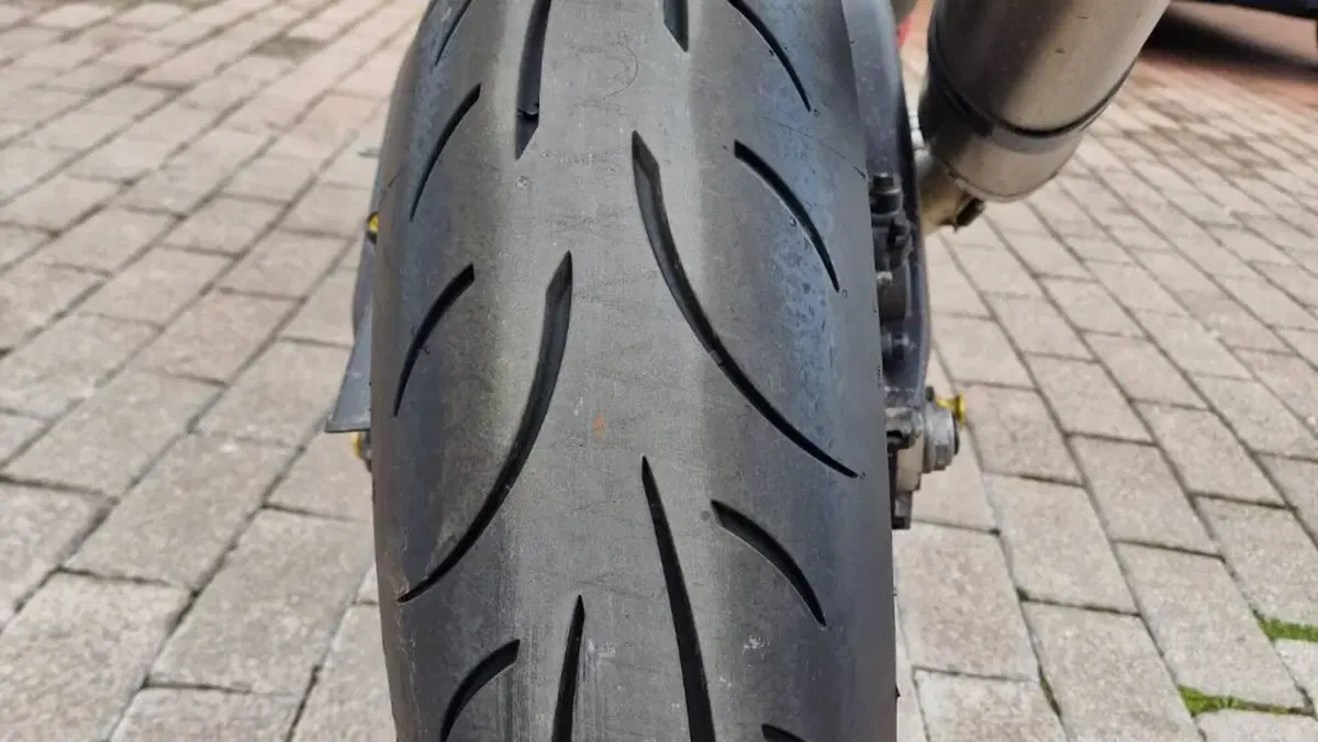 Honda CBR 1000 RR Fireblade (2017 - 19)  (5)