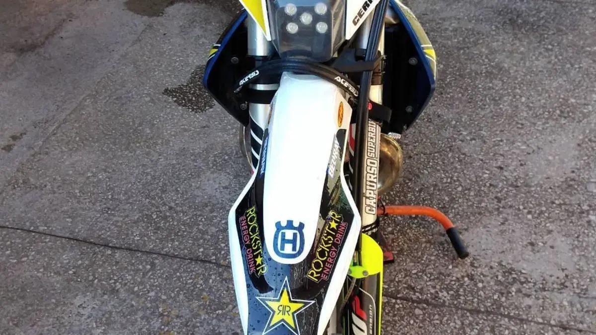 Husqvarna TE 300i (2018)  (10)