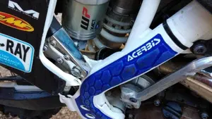 Husqvarna TE 300i (2018)  (11)