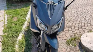 Yamaha T-Max 530 (2015 - 16)  (2)