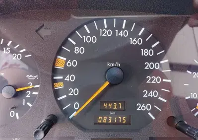 Mercedes-Benz SL  (8)