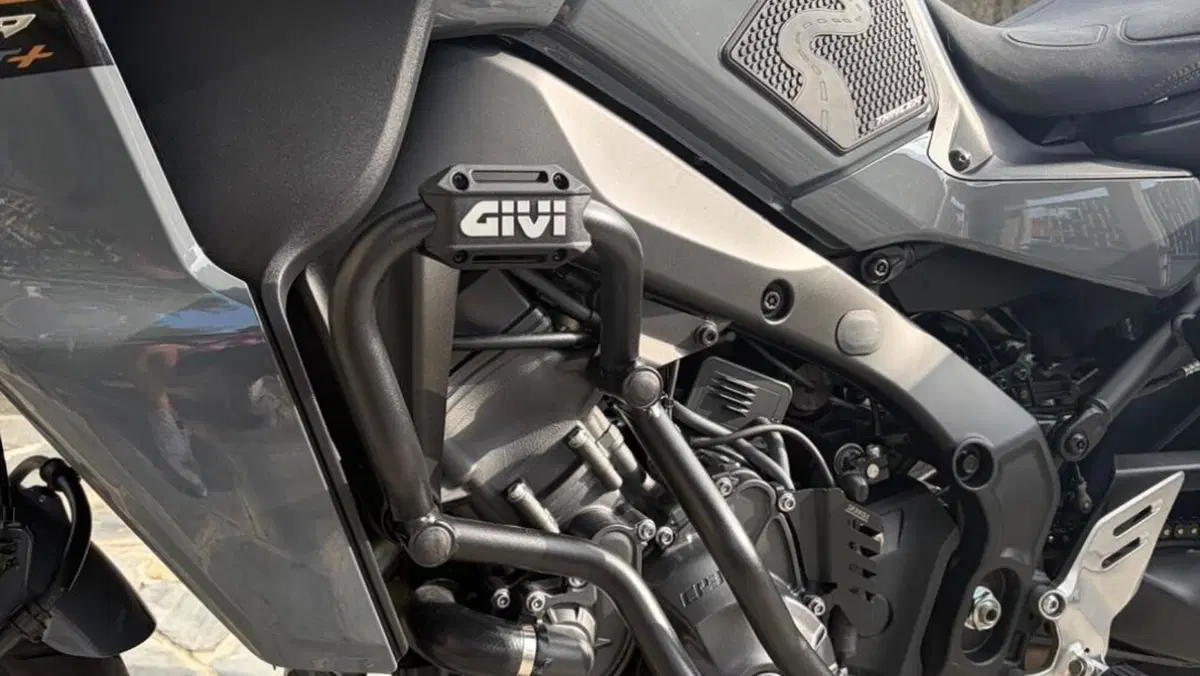 Yamaha Tracer 9 GT+ (2023 - 24)  (11)