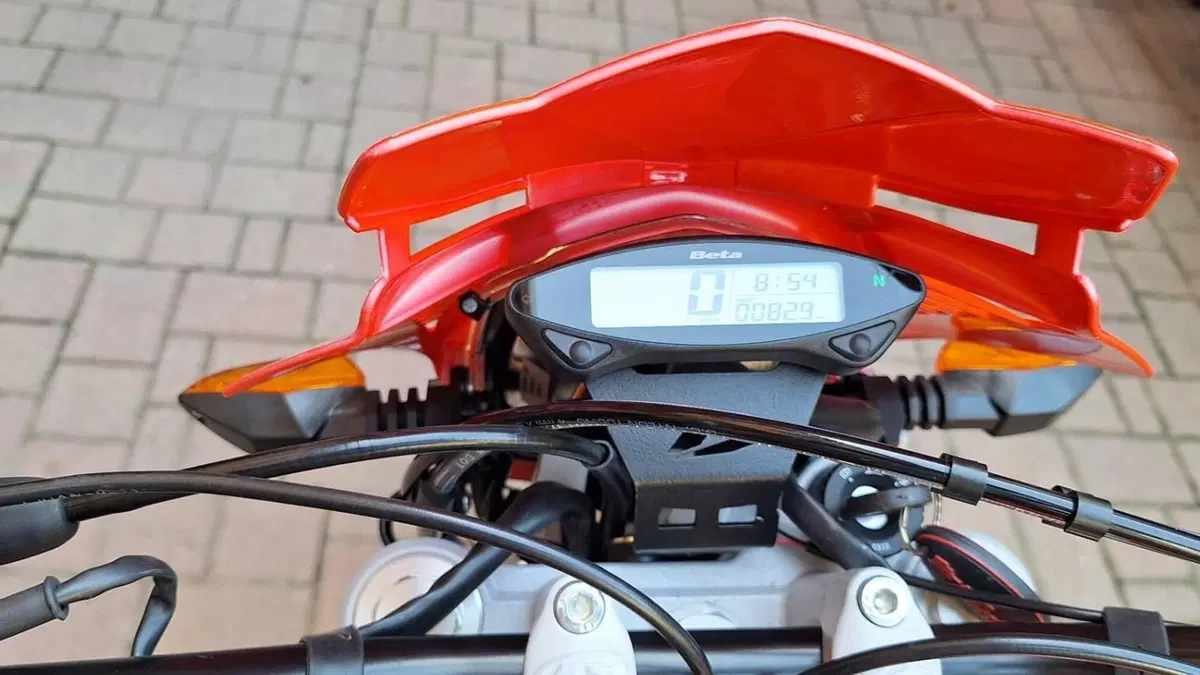 Betamotor Alp 200 (2021 - 25) 