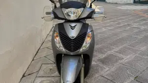 Honda SH 150i (2009 - 12)  (3)