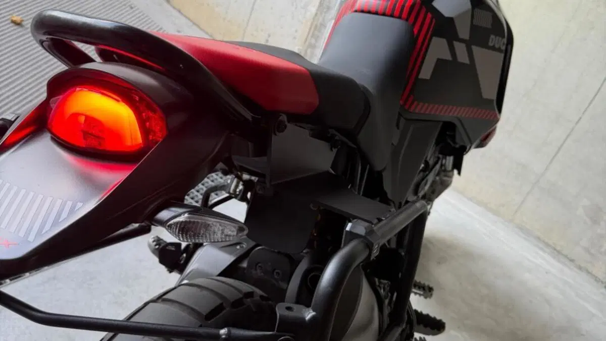 Ducati DesertX (2022 - 25)  (8)