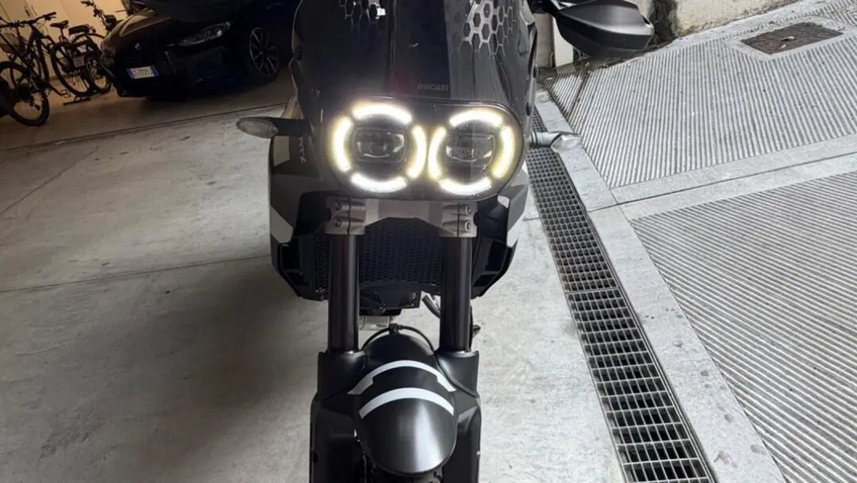 Ducati DesertX (2022 - 25)  (9)