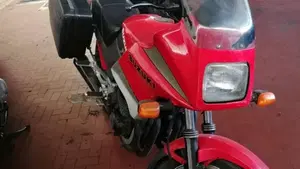 Suzuki   (3)