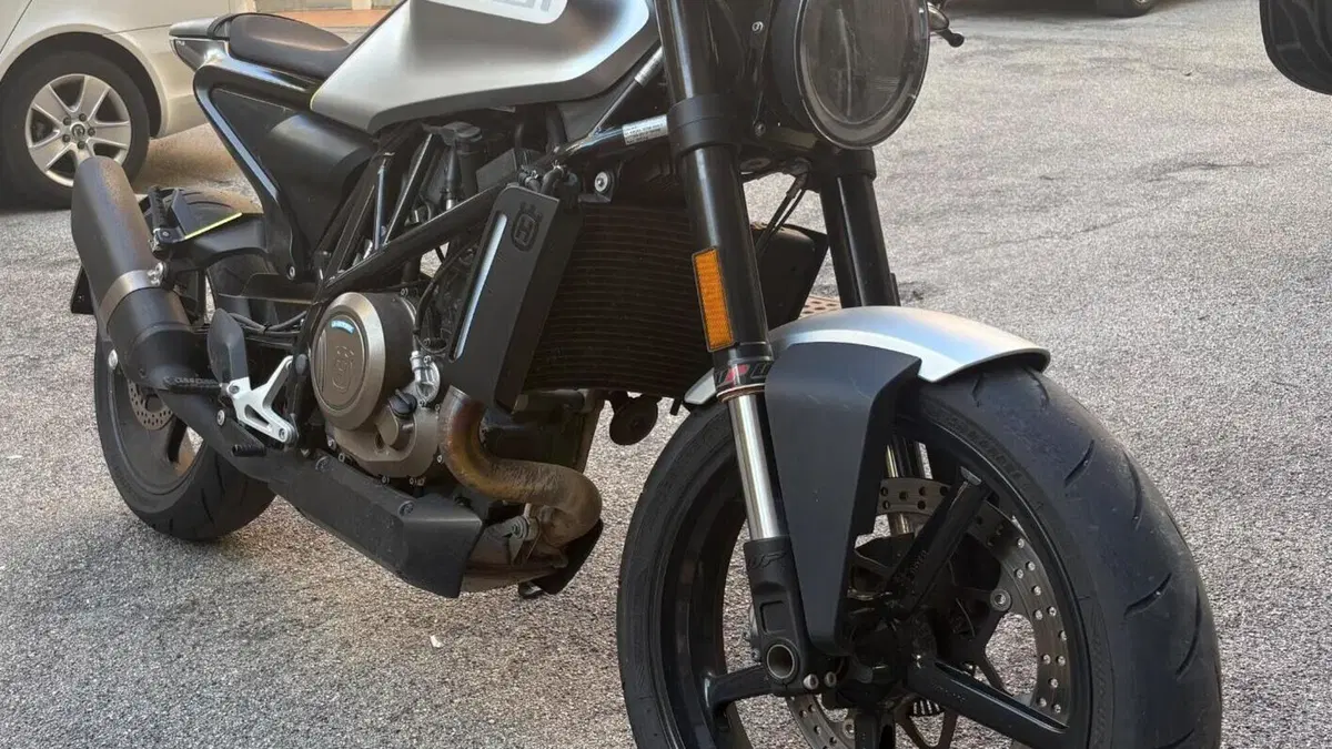 Husqvarna Vitpilen 701 (2020)  (3)
