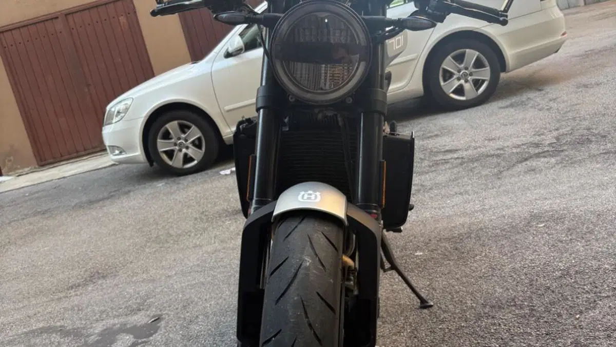 Husqvarna Vitpilen 701 (2020)  (4)