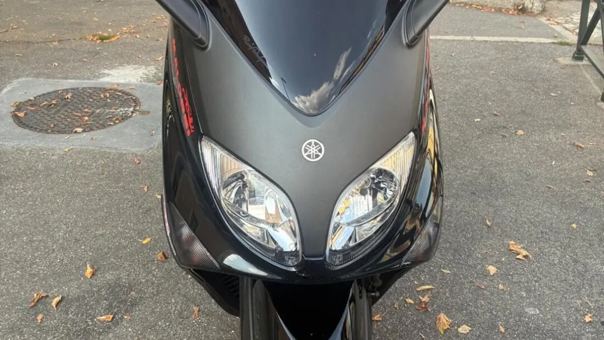 Yamaha T-Max 500 (2004 - 07)  (3)